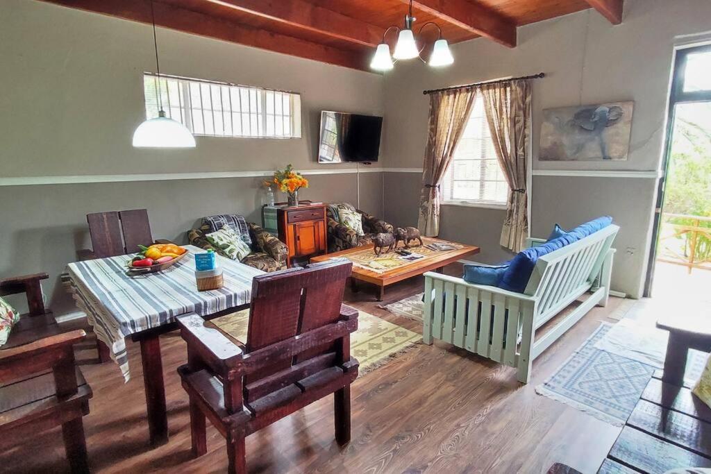 Tafelkop Keisie Self Catering Cottage モンタギュー エクステリア 写真